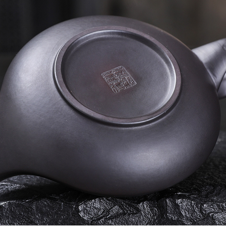 Modern and Practical Purple Clay Tea Brewing Pot  Ideal for Home Tea Brewing