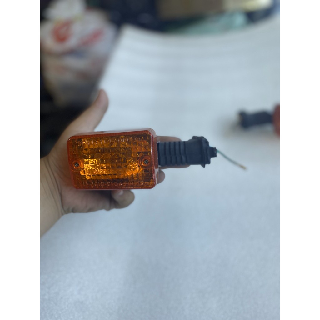 Đèn xi nhan sau xe cup 82 - 84 - 92 - 94 - 1 cặp