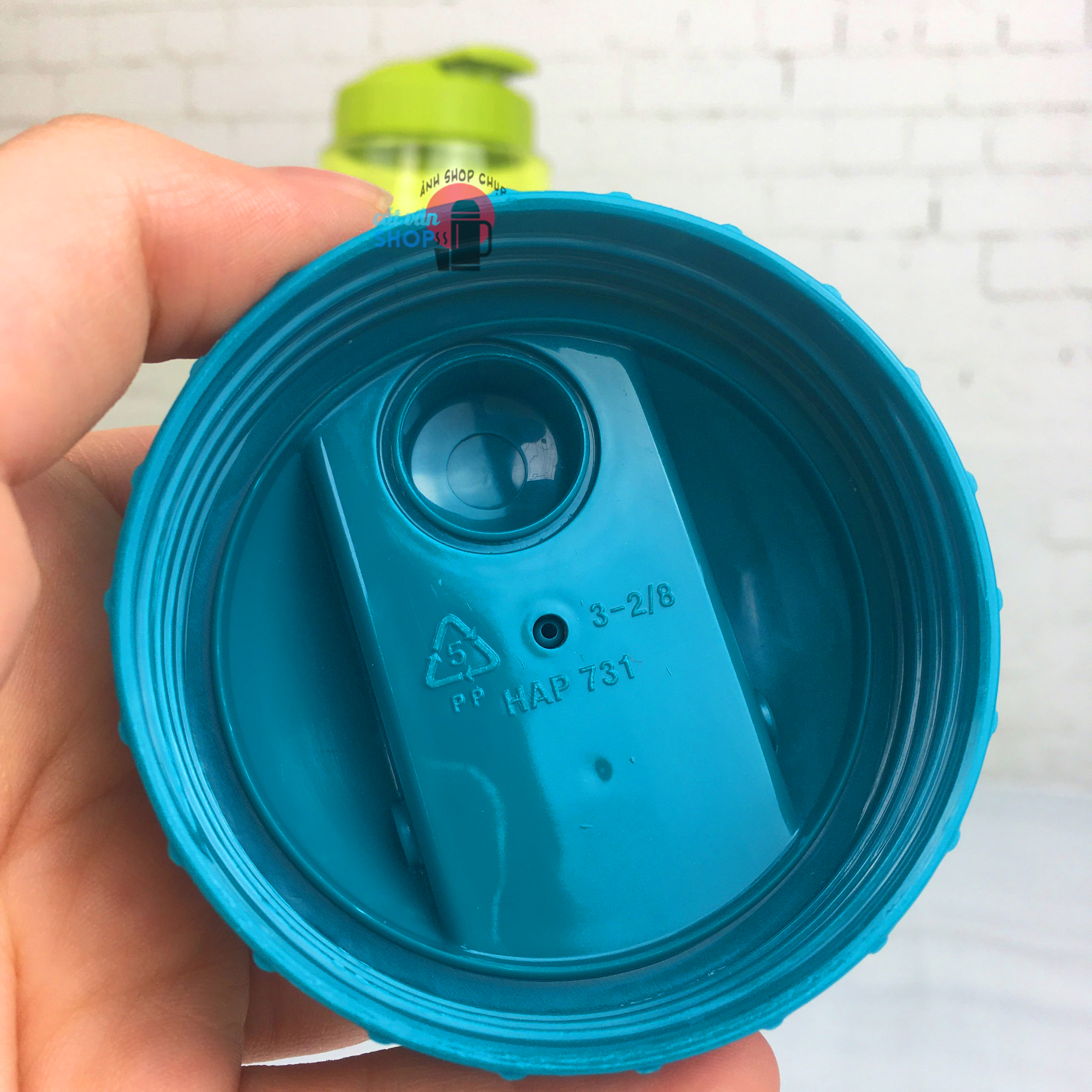 Bình Đựng Nước Lock&Lock Ice Water Bottle 1.2L P-00098 HAP781