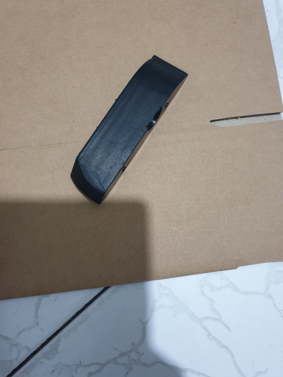 ( 2 miếng) Miếng cao su đen trong ốp lam máy cưa xích 381