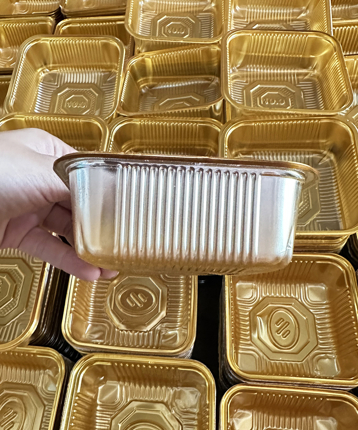 Khay Trung Thu Vàng - Set 100 Khay 150gr, 200gr [Gold Pack Viet Nam]