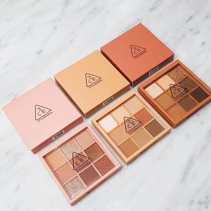 Bảng Phấn Mắt 9 Ô 3ce Mood Recipe Multi Eye Color Palette [Shot Again - Over take - Beach Muse - Plot Twist]