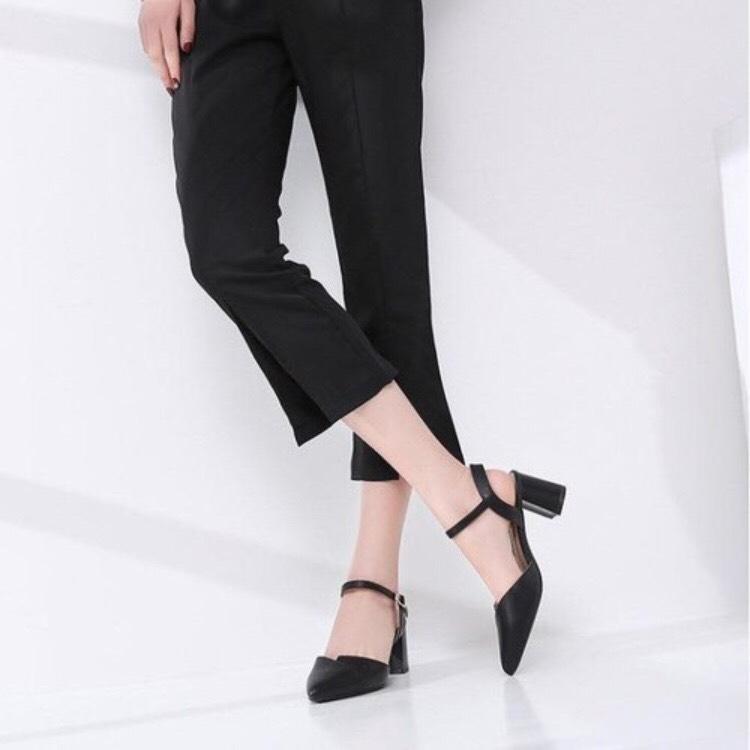 Giày cao gót 5cm bít mũi xếp hở gót