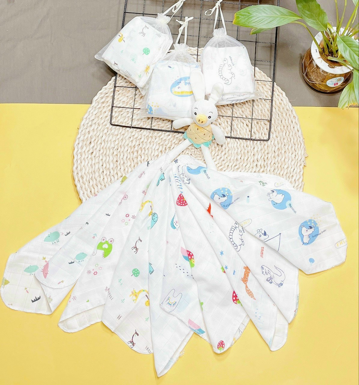 Set 10 Khăn Sữa Aden Hàng Đẹp ( Túi lưới )