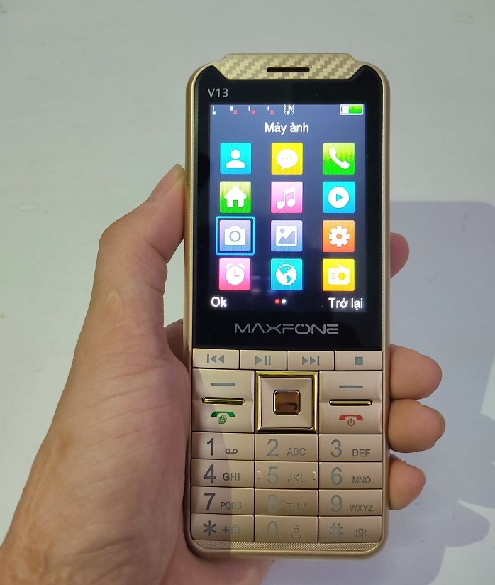 [HCM]Điện thoại 4 sim 4 sóng Maxfone V13