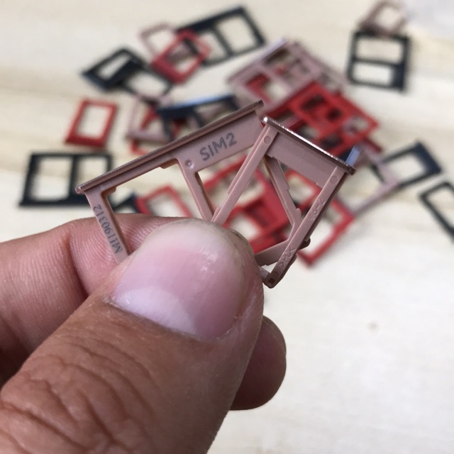 Khay sim j4+/j6+ 2018 hàng cao cấp