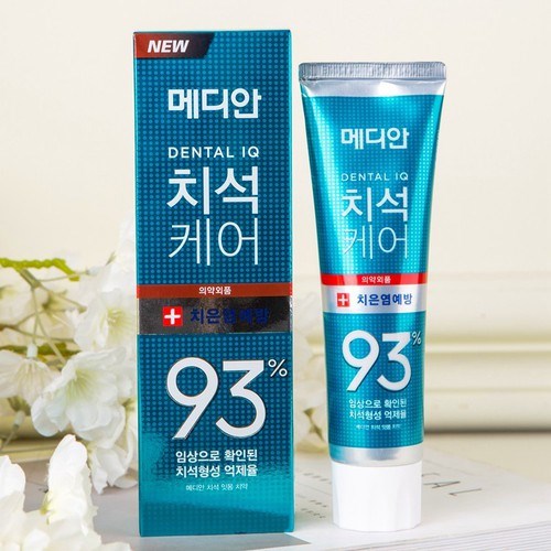 KEM ĐÁNH RĂNG MEDIAN 93% THẢO DƯỢC TRẮNG RĂNG