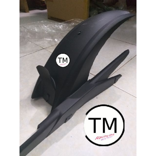 Dè sau exciter 150 winner 150 - chắn bùn sau loại dài