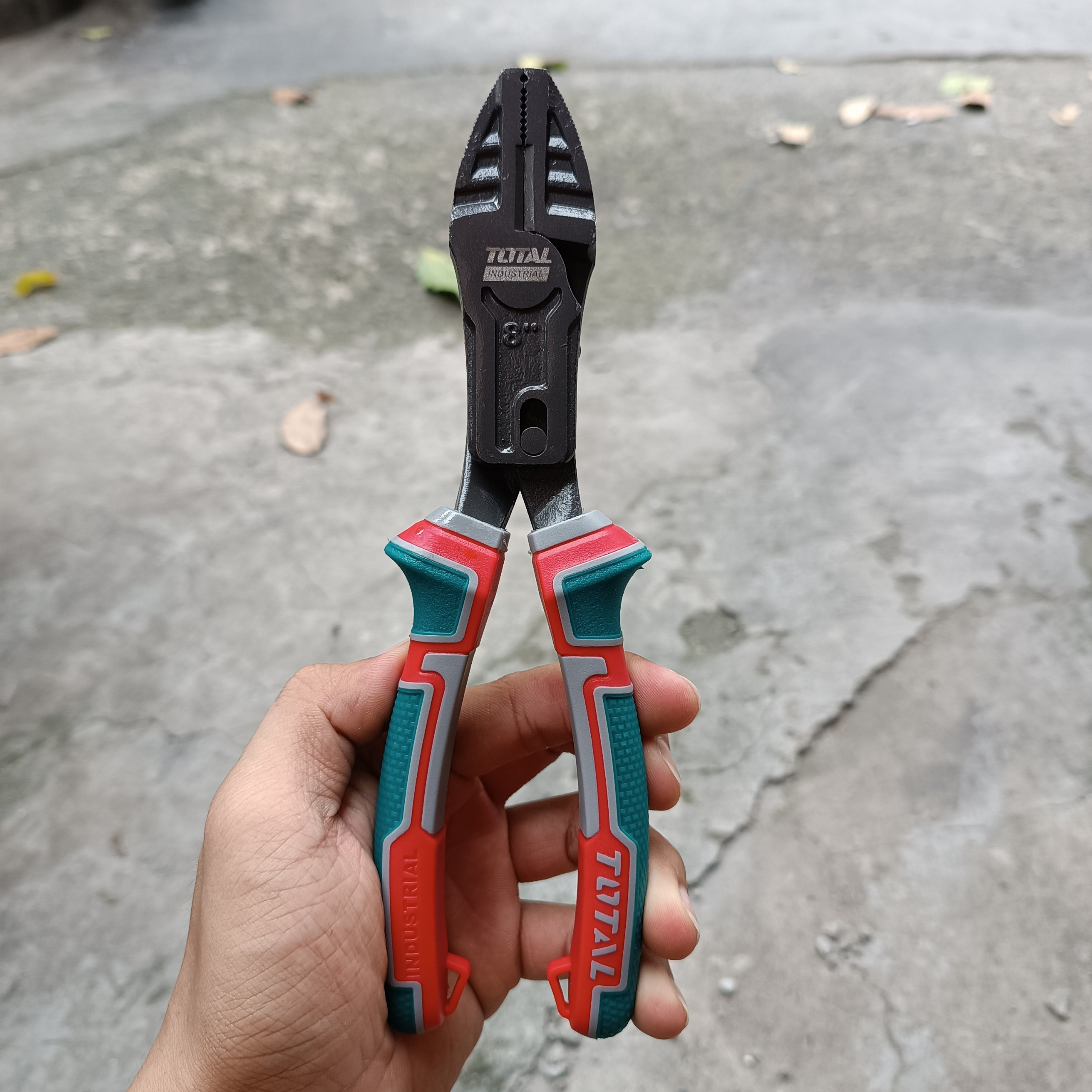 THTC510806 - Kềm răng trợ lực 200mm - TOTAL