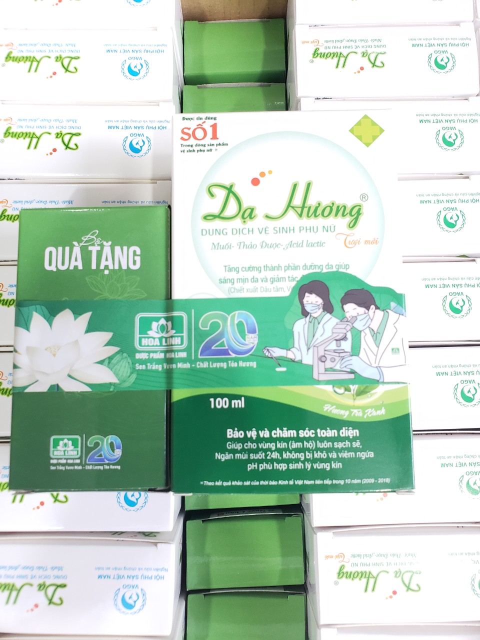 [HCM]Dung Dịch Vệ Sinh Phụ Nữ Dạ Hương Trà Xanh mới 100ml