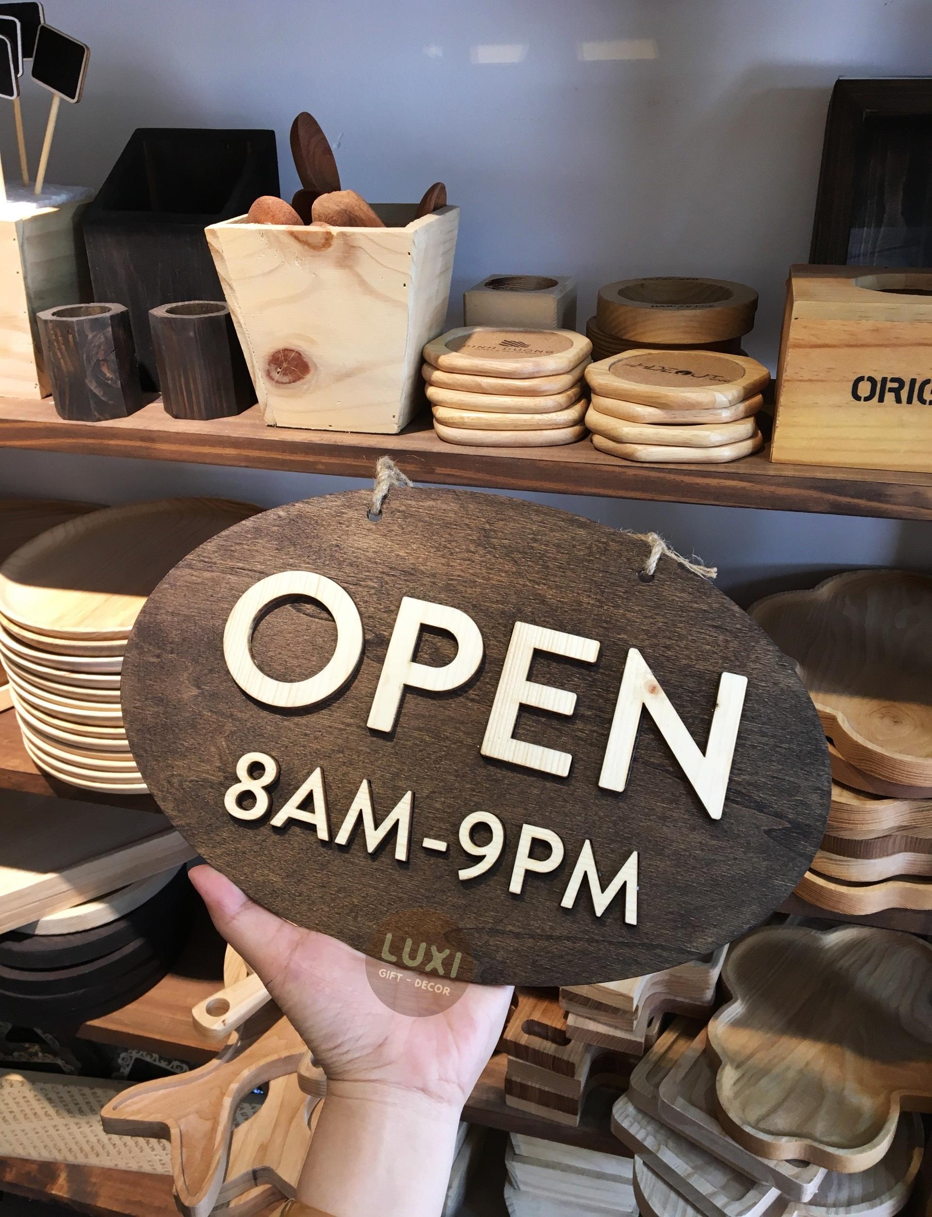 Bảng gỗ treo của 2 mặt Open - Close ( 8am - 9pm ) LUXI decor