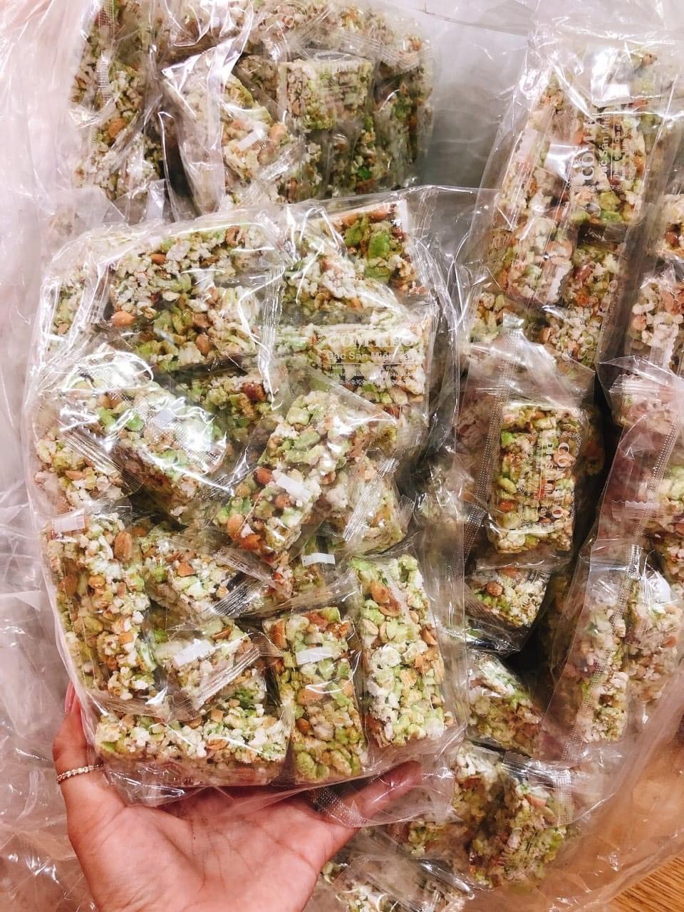 CỐM NẾP ĐẬU PHỘNG LÁ DỨA CỐT DỪA 500gr