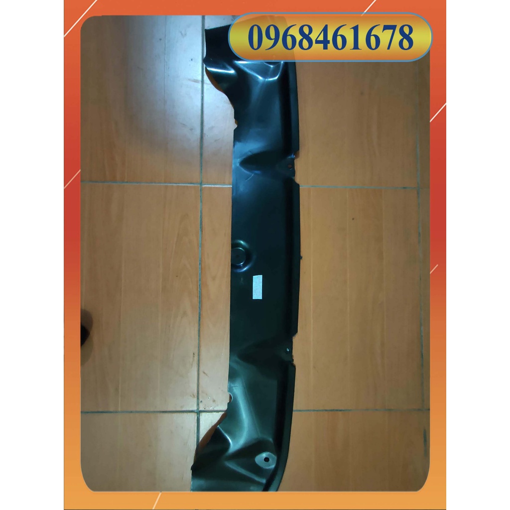 CHẮN BÙN GẦM MÁY GRAND I10 (MIẾNG GIỮA)