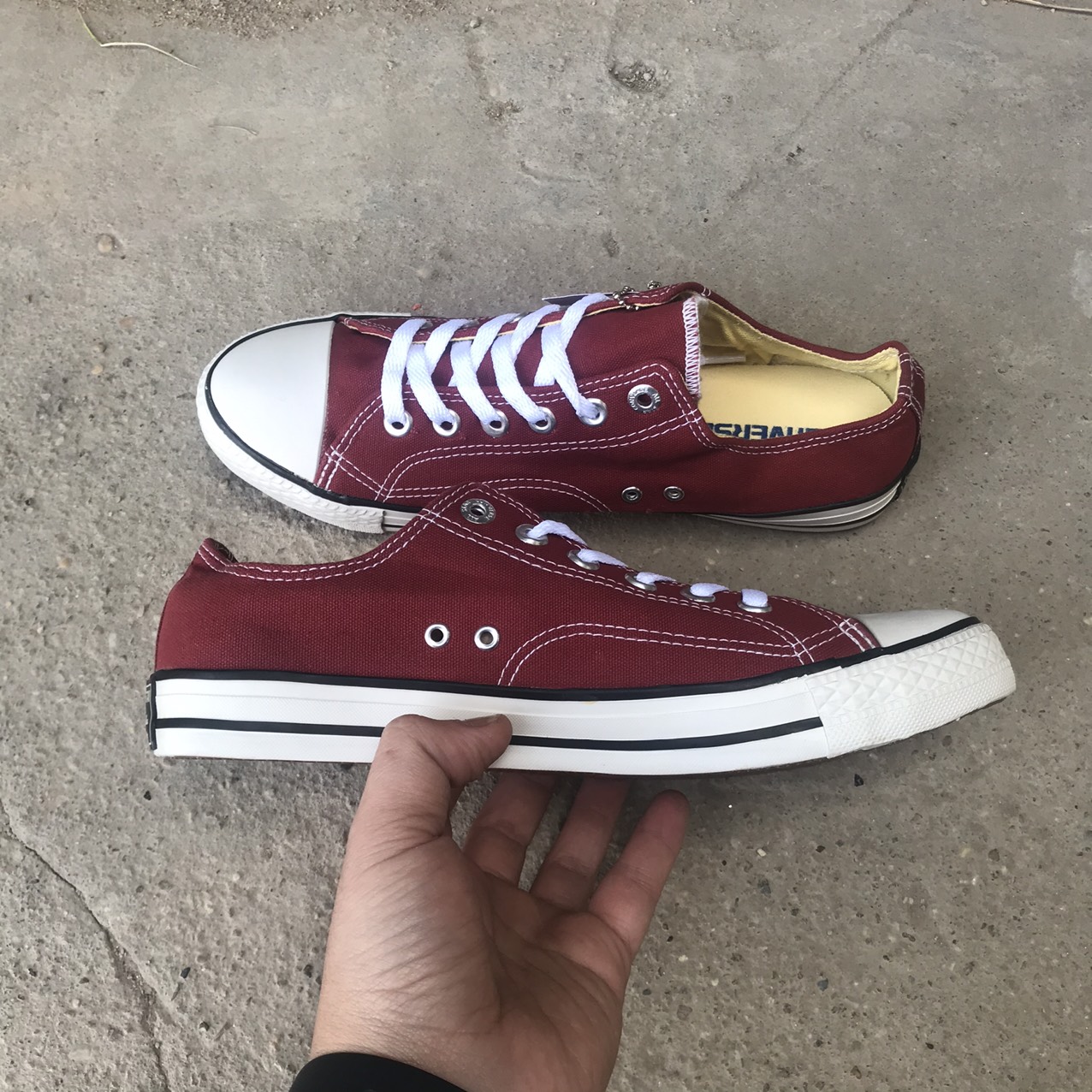 GIÀY CONVERSE MÀU ĐỎ MẬN