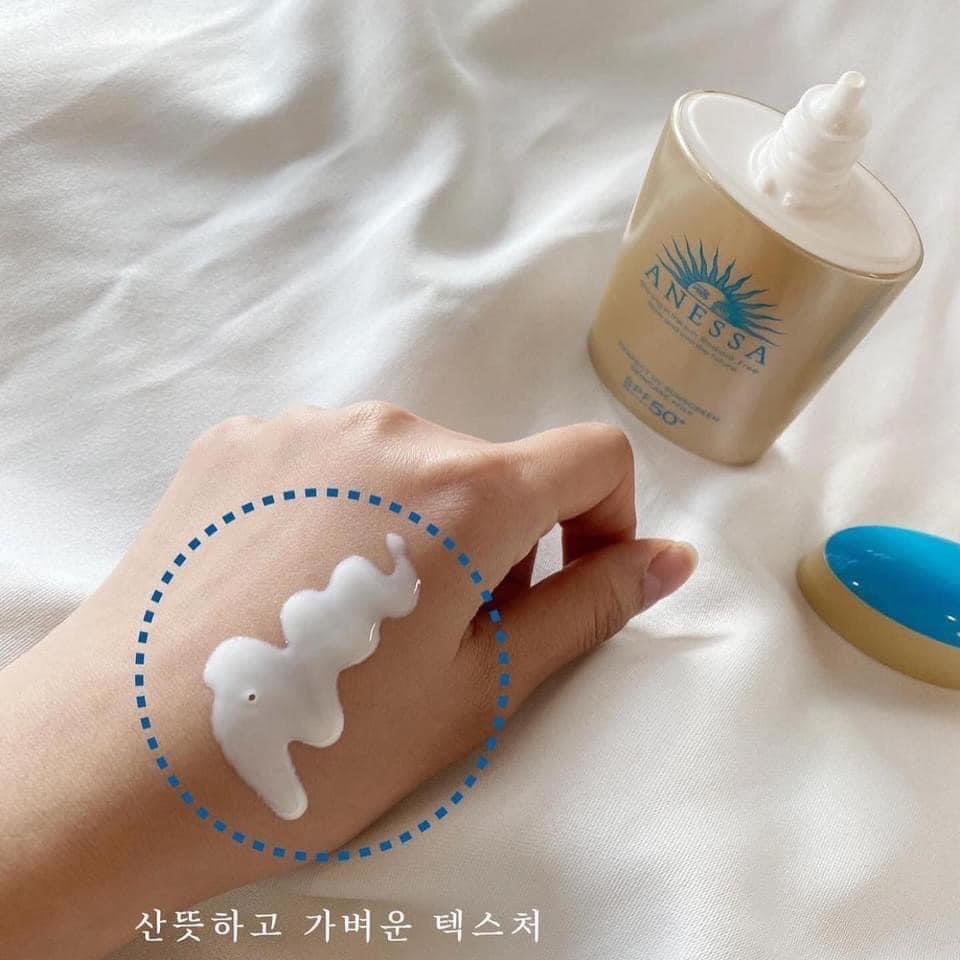 Kem chống nắng Anessa