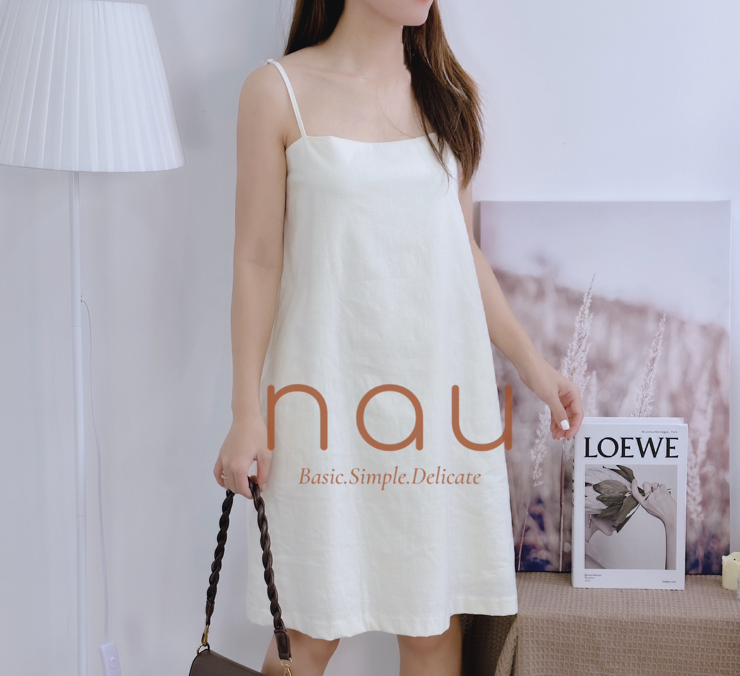 Đầm 2 dây linen dáng ngắn basic