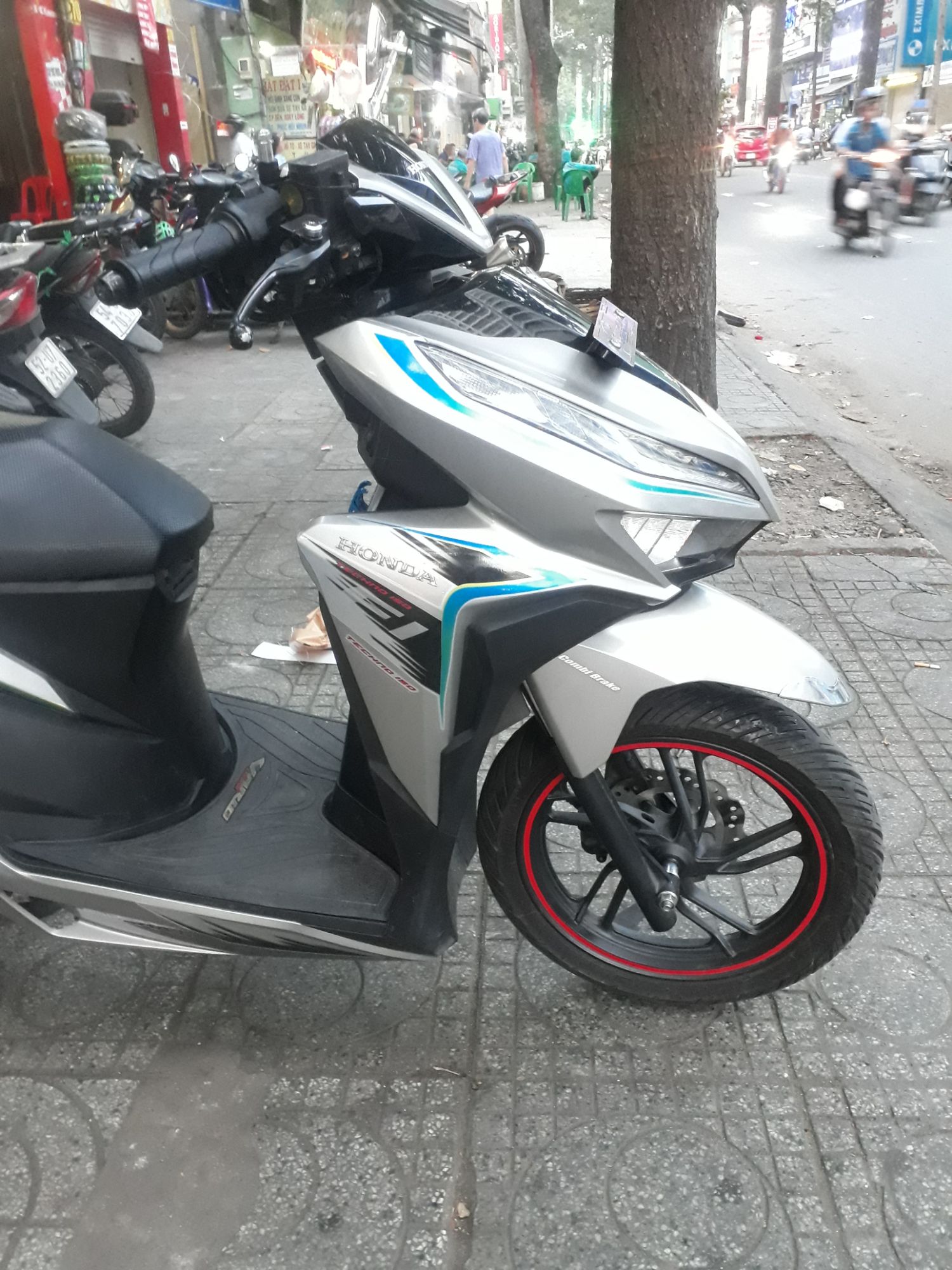 Tem rời dán xd vario bạc cao cấp