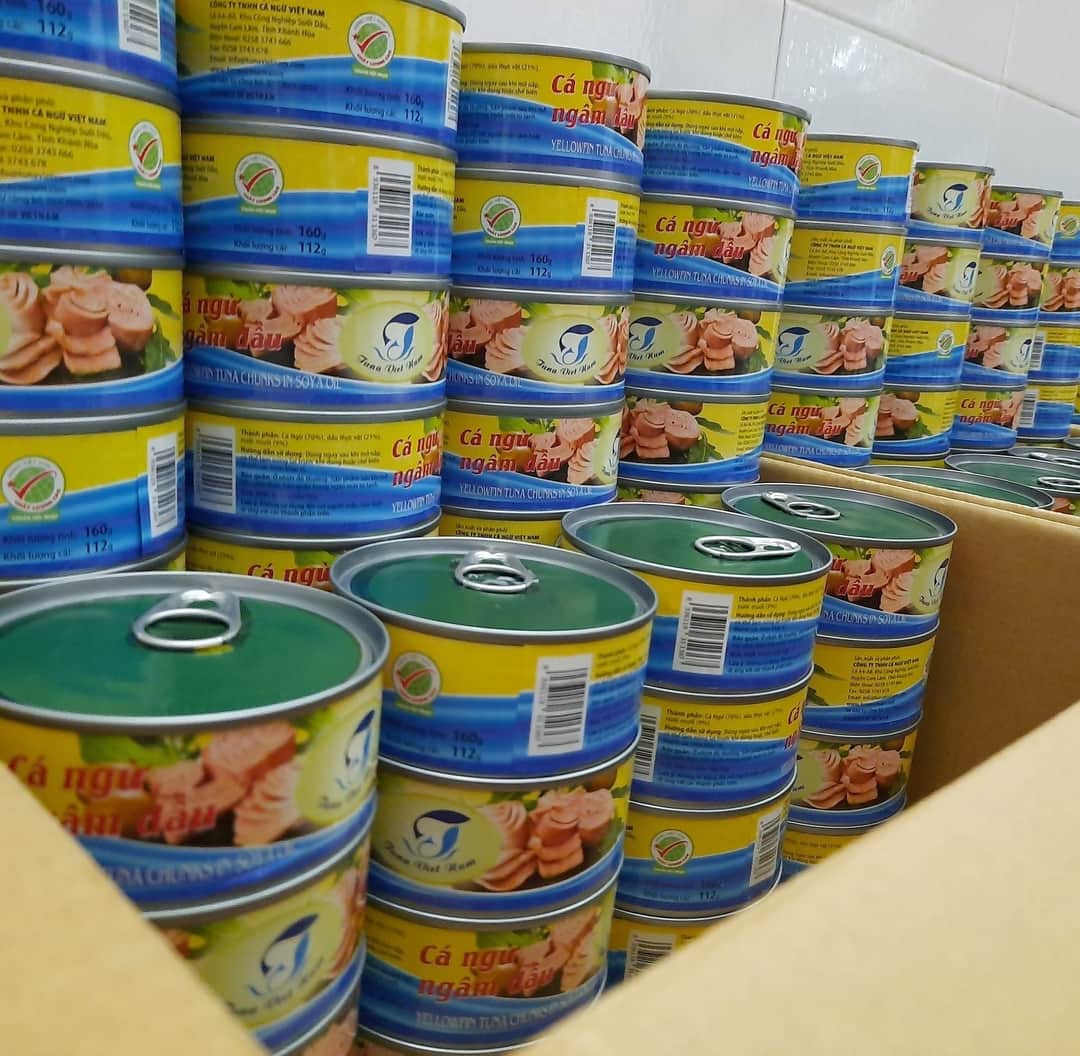 Combo 12 lon cá ngừ ngâm dầu (khối) 140g