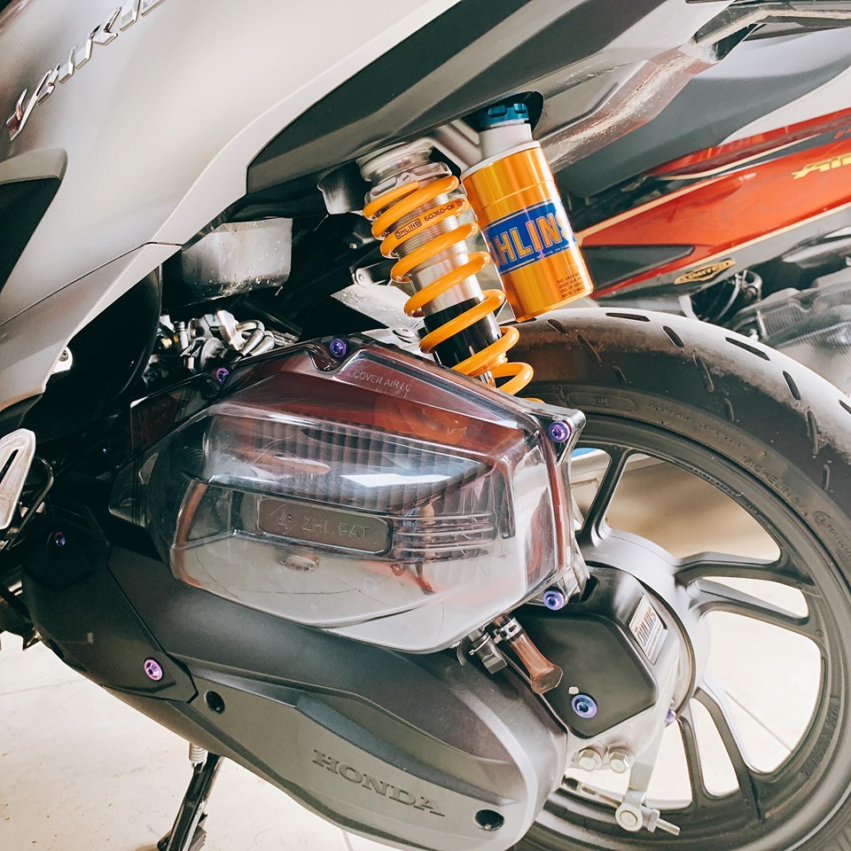 [HÀNG TRANG TRÍ] ỐP PÔ E TRONG SUỐT TRANG TRÍ CHO XE VARIO,CLICK,SH MODE,AIR BLADE 125 CAO CẤP (MÀU TRẮNG TRONG)