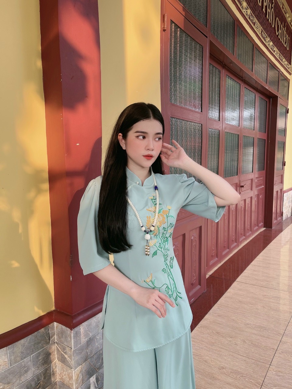 Đồ Lam Đi Chùa # Mẫu lụa sẫm cúc ngọc # Quần Áo Nữ
