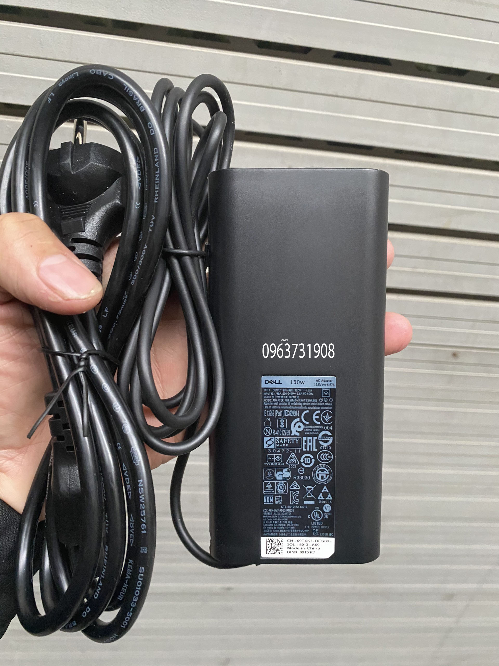 Sạc laptop dell 130w 19.5V-6.67A chân kim nhỏ