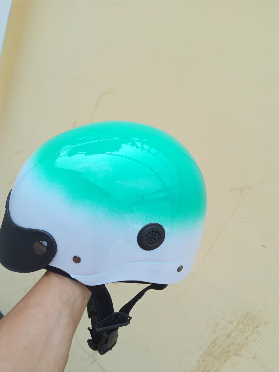[HCM]nón bảo hiểm 1/2 đầu son 2 lai mẫu mói ( lót thường )