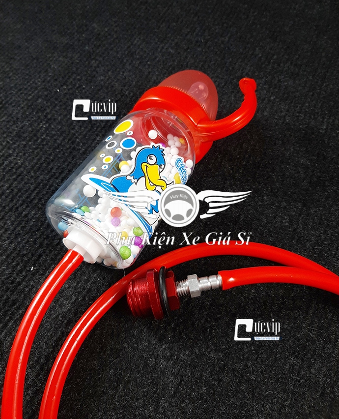 ( Đỏ ) Bình Sữa Thông Hơi Xe Máy MS1527