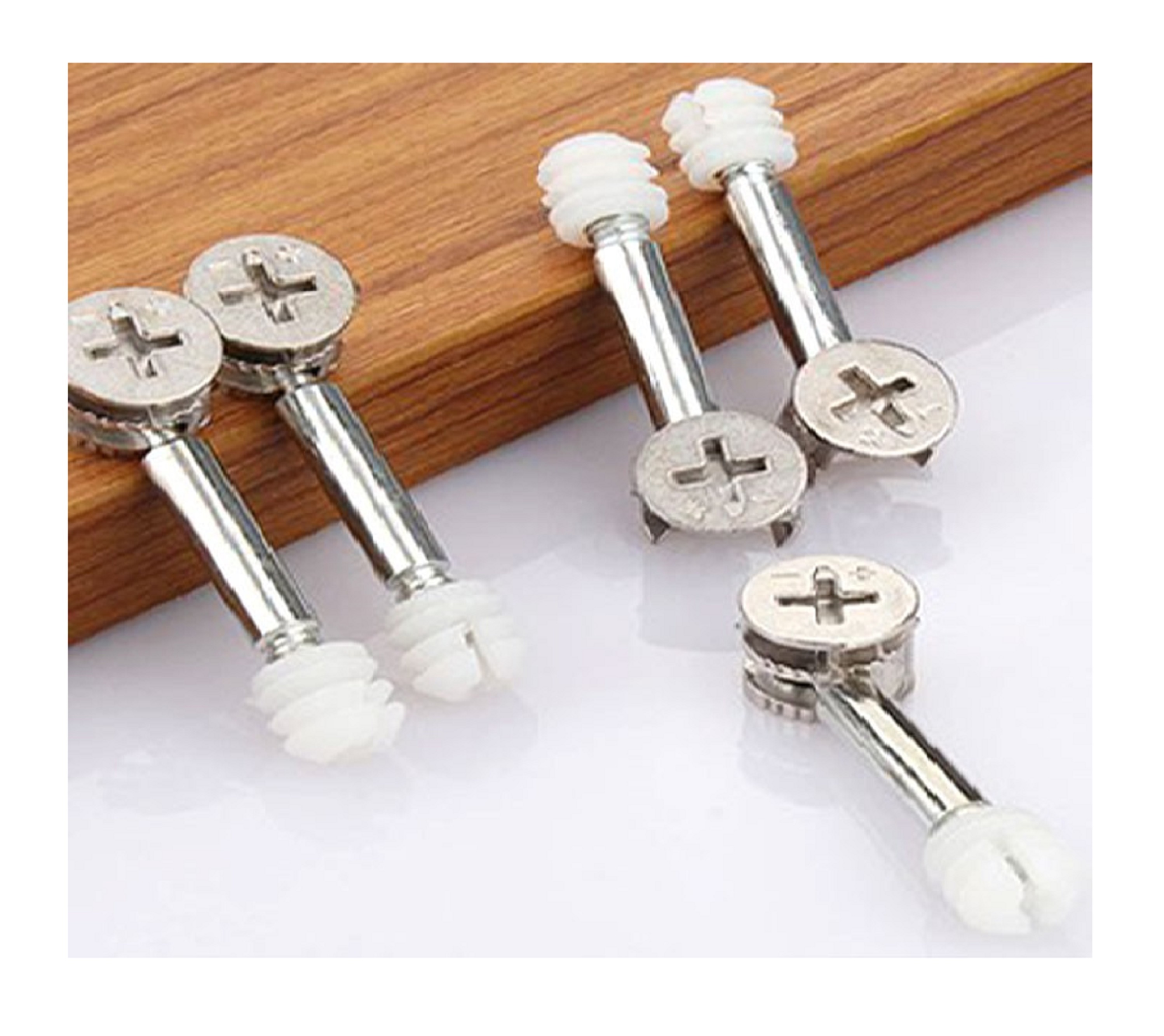 100 con ốc liên kết ván ghép tủ 17mm trở lên.