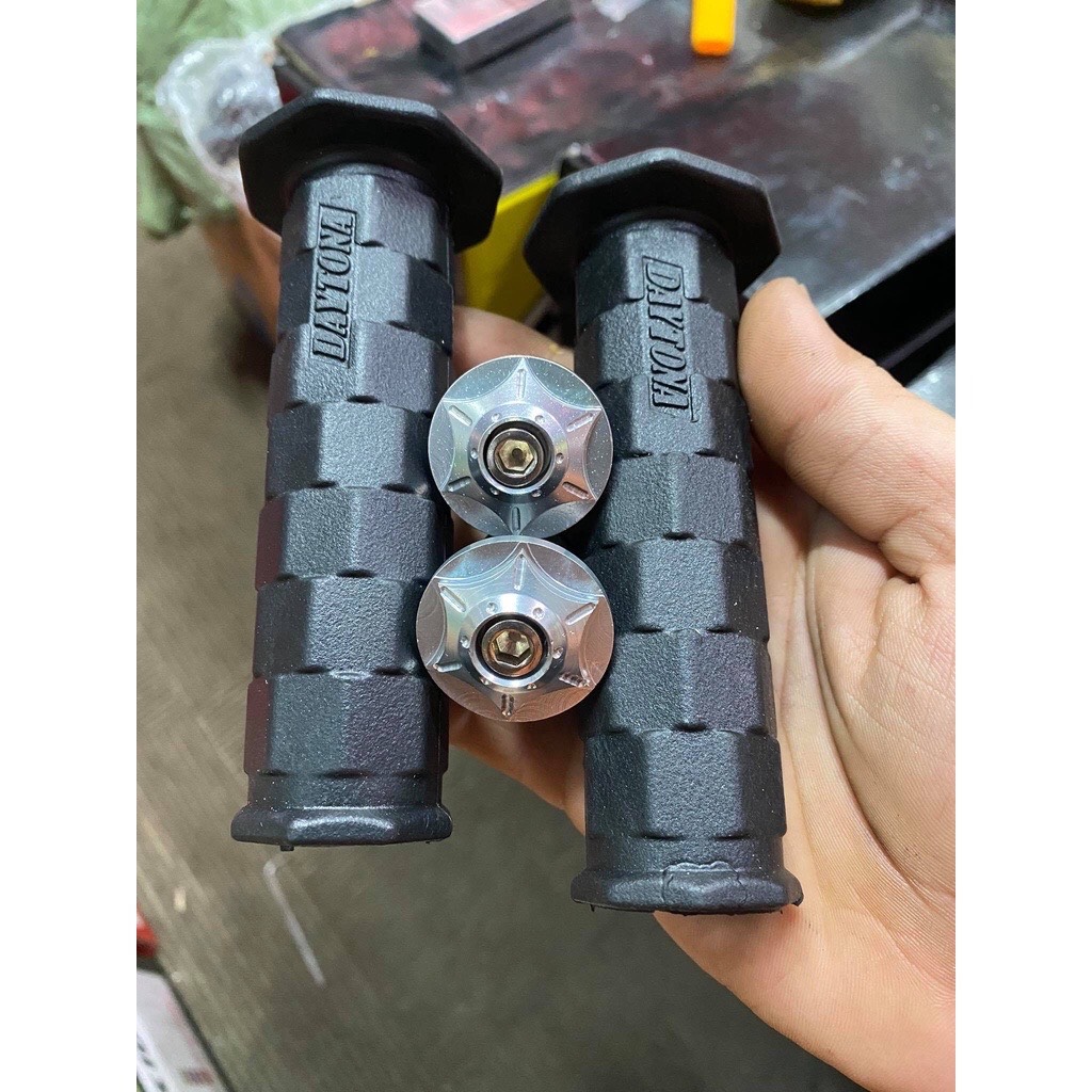Bao tay Daytona Tặng kèm Gù Salaya Gr5