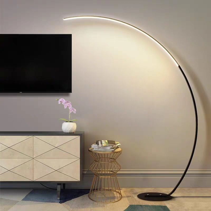 Đèn đứng cao cấp kiểu Bắc Âu