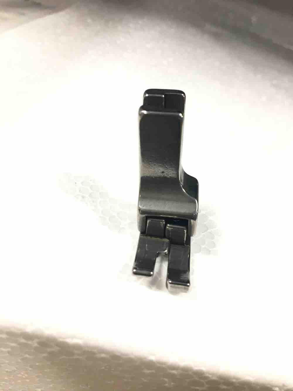 Chân vịt mí phải CR1/16N loại 1 chất lượng