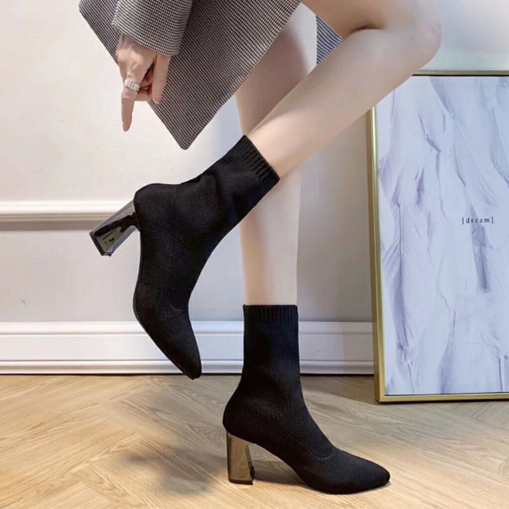 GIÀY BOOTS GÓT TRÁNG GƯƠNG