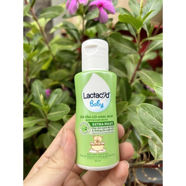 Sữa tắm gội ngừa rôm sảy cho bé Lactacyd 60ml