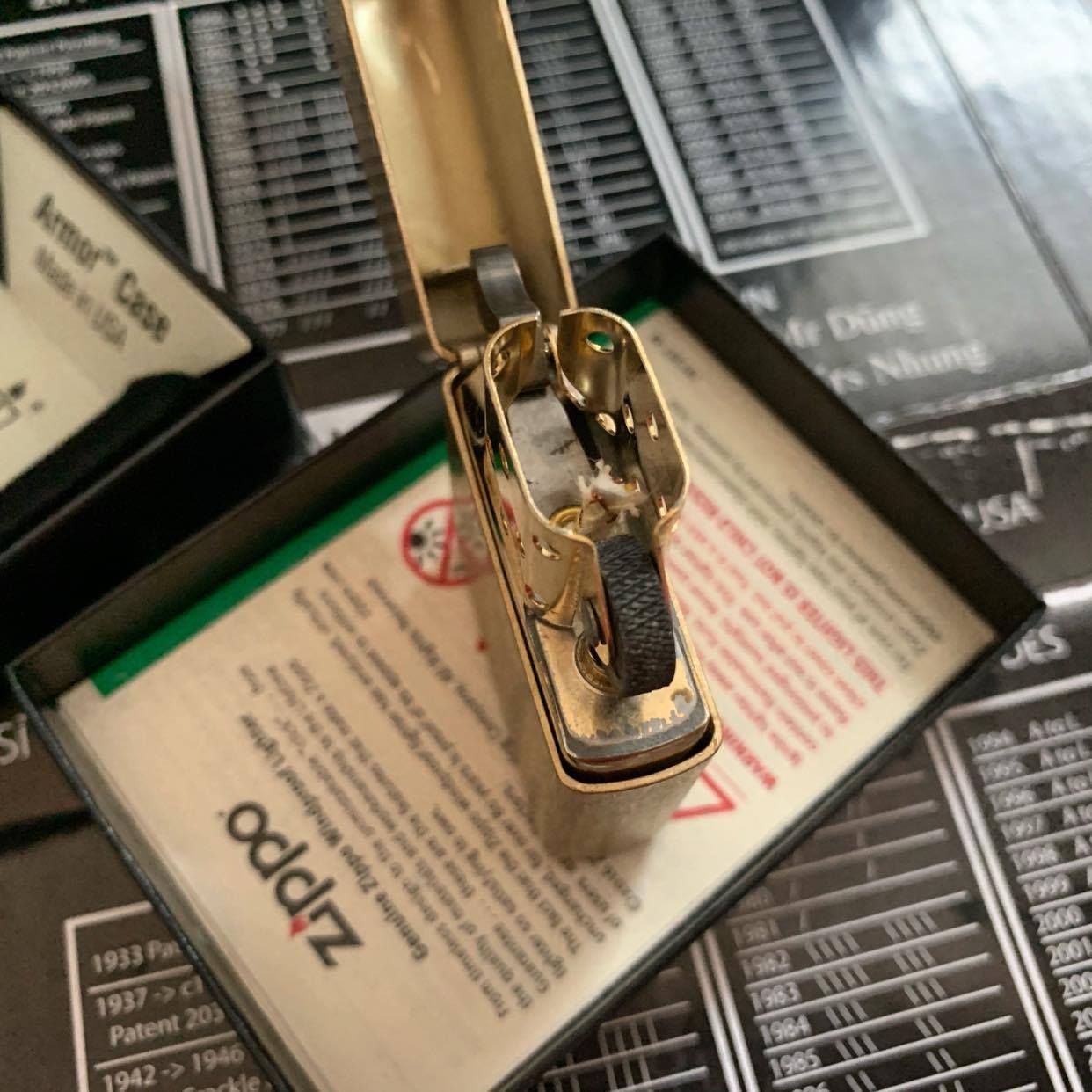Bật lửa Zippo 28496 - Zippo Armor Tumbled Brass