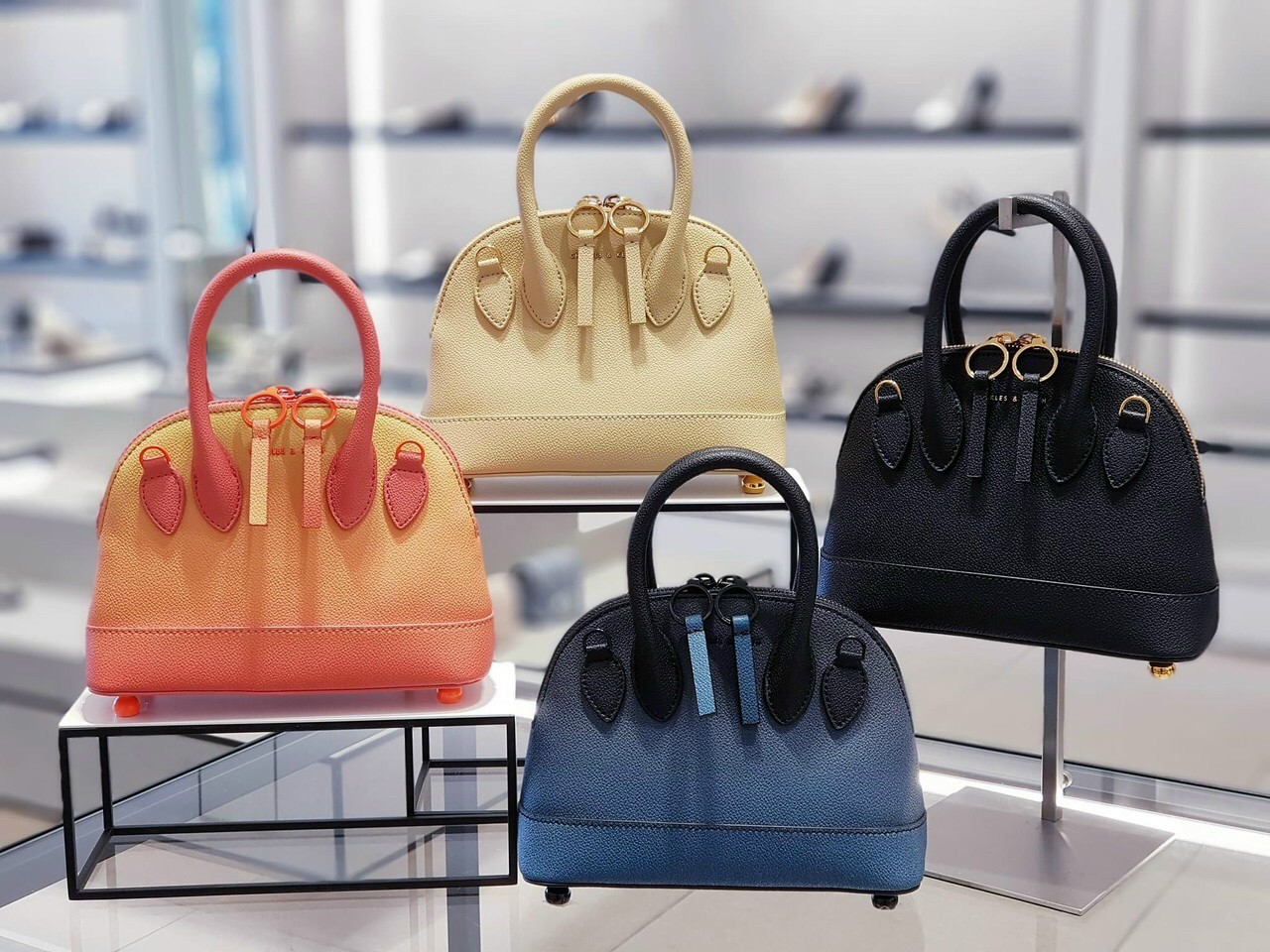 Túi Hến CNK Đeo Chéo Cầm Tay Chất Da Hạt Size 22cm Fulltag Mac - Cod (Auth Tuồn)