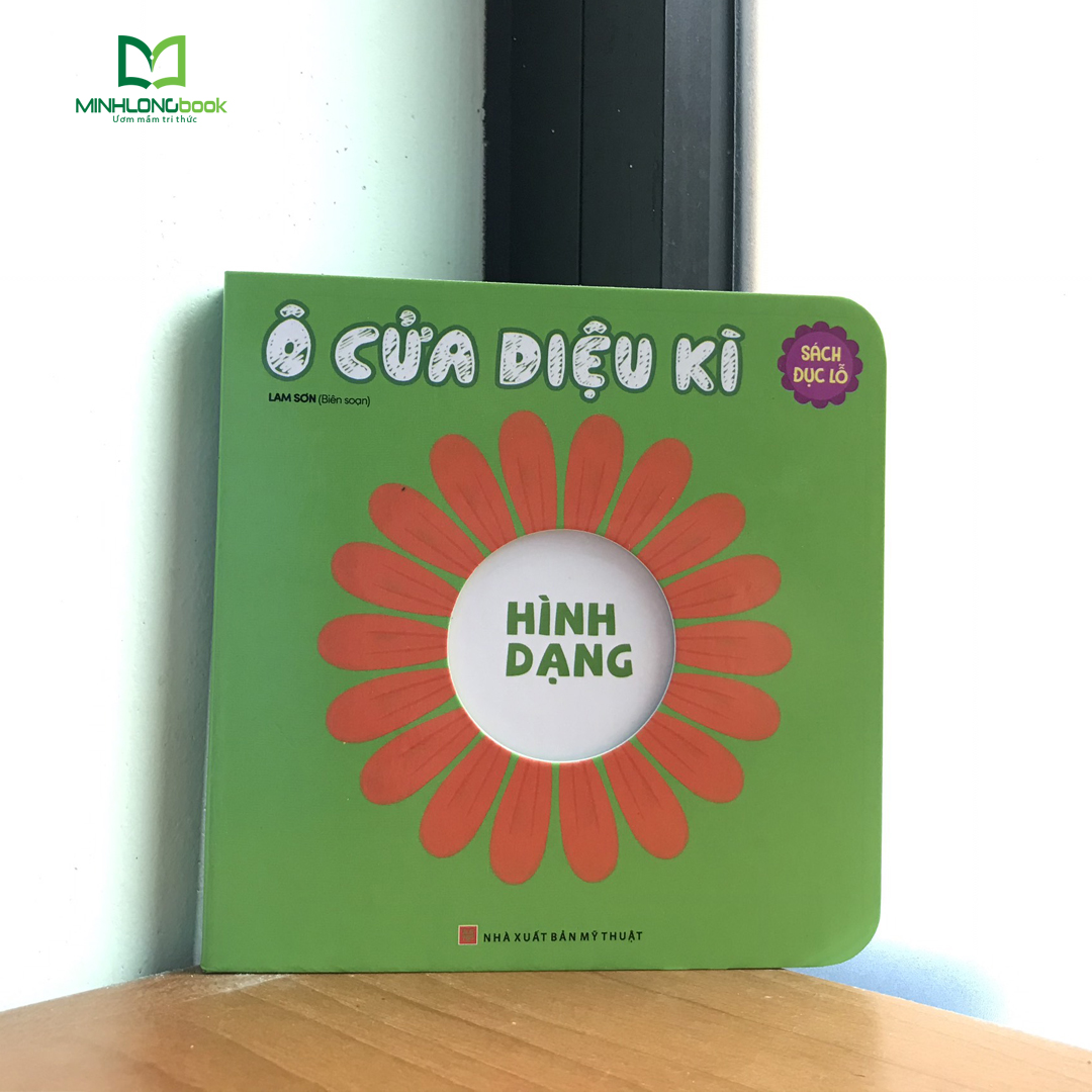 Sách Đục Lỗ: Ô Cửa Diệu Kì - Hình Dạng