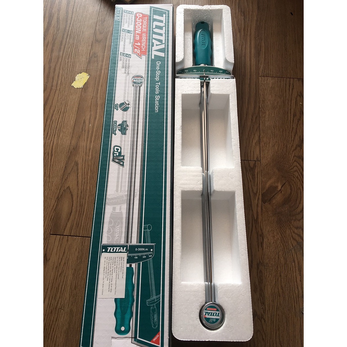 Cần siết lực 1/2 inch Total THPTW300N2