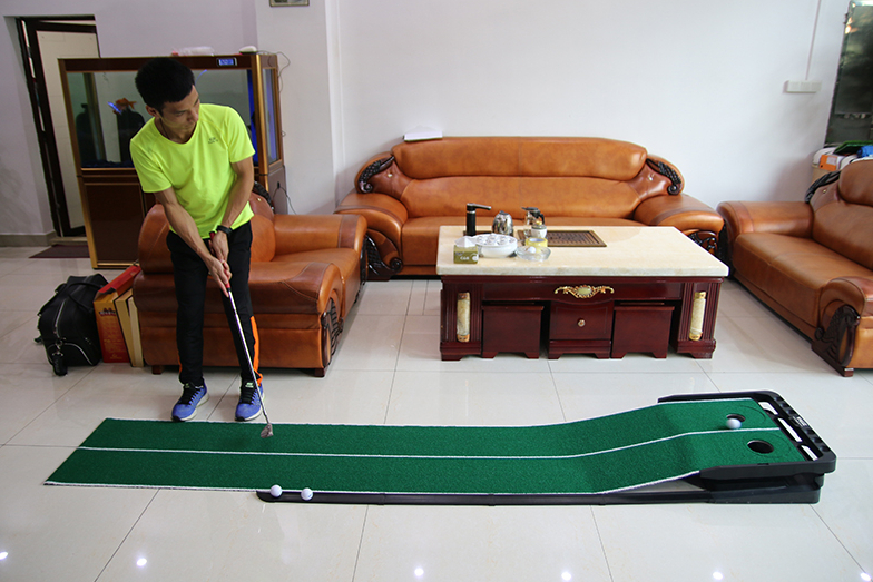 Thảm Tập Putting 360 - PGM Adjustable Slope Putting Trainer - TL010
