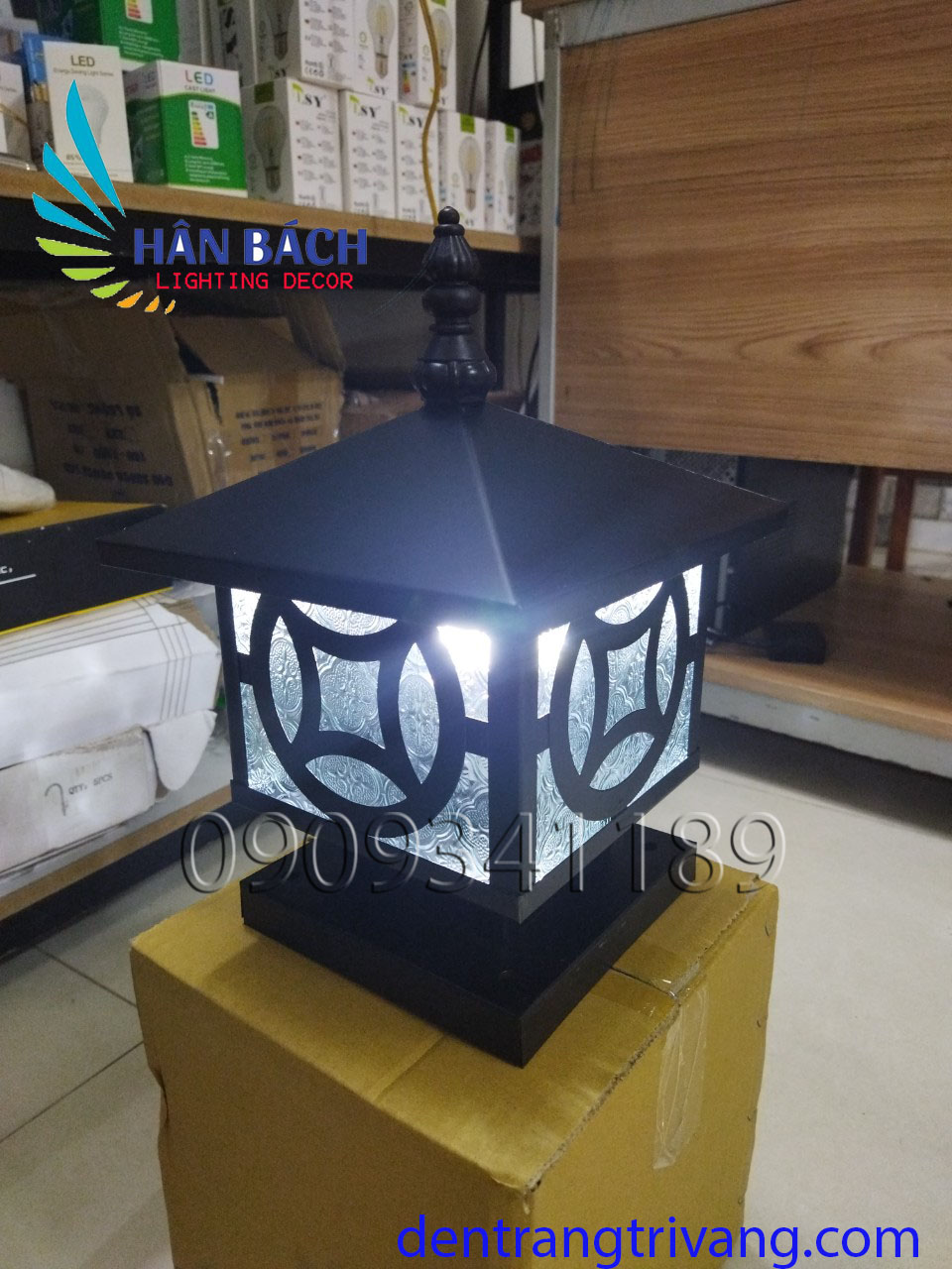 Đèn trụ cổng phi 200
