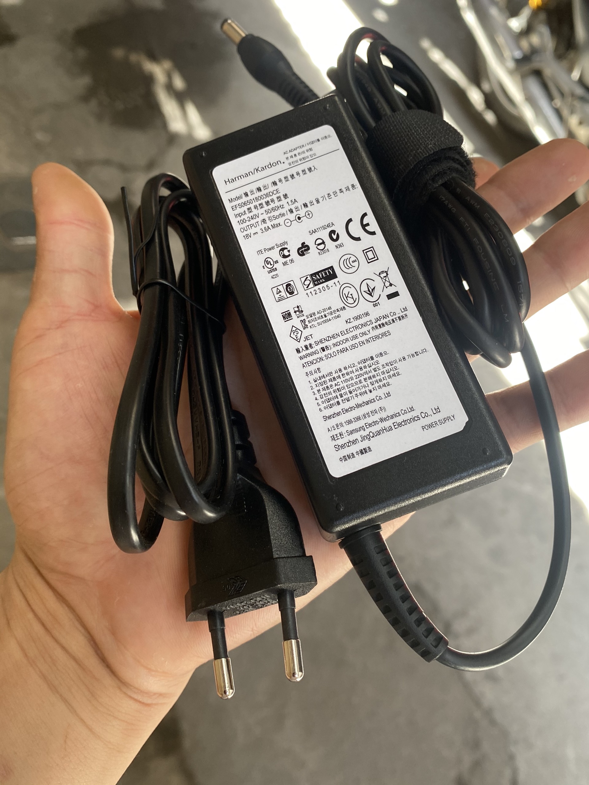 Cục sạc loa Harman Kardon 18v 3.6A chính hãng