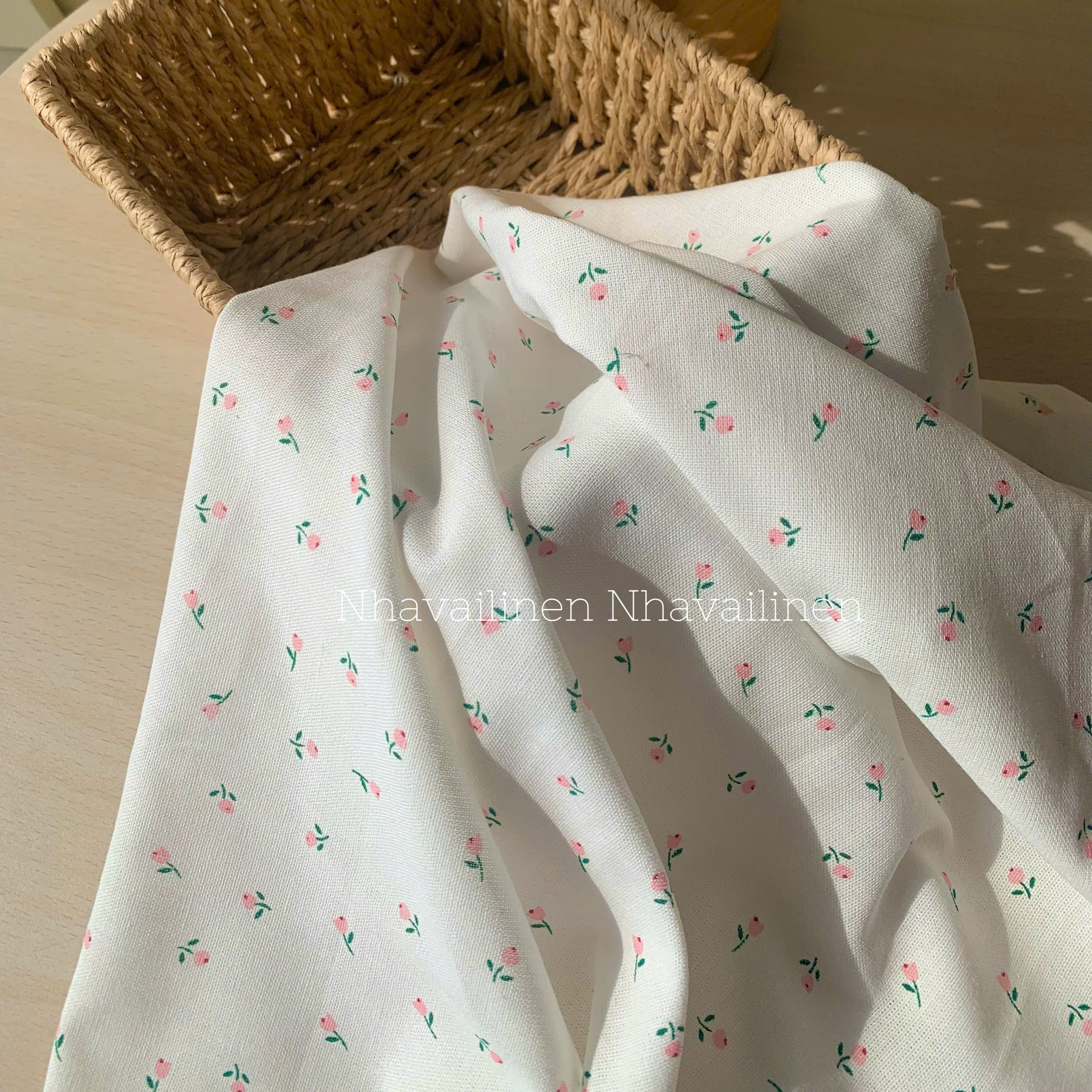 Vải Linen Bột Hoạ Tiết HOA TULIP Mềm Mại Độ Dày Vừa Đủ Chất Liệu An Toàn Cho Da - Nhà Vải Linen