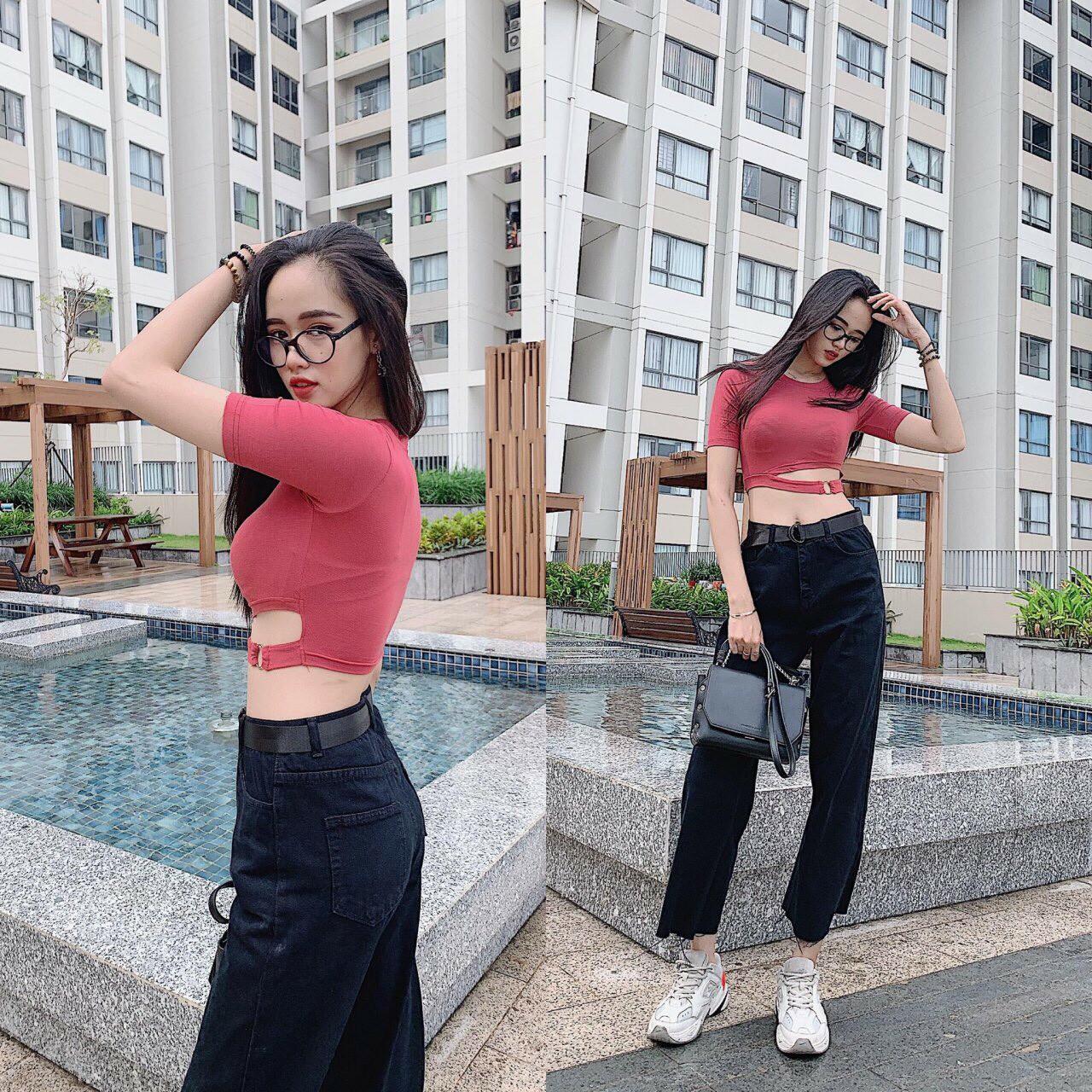 Áo Thun Tay Ngắn Form Croptop Phối Dây Kết Hợp Khoen Eo Kiểu Phá Cách TTS0842