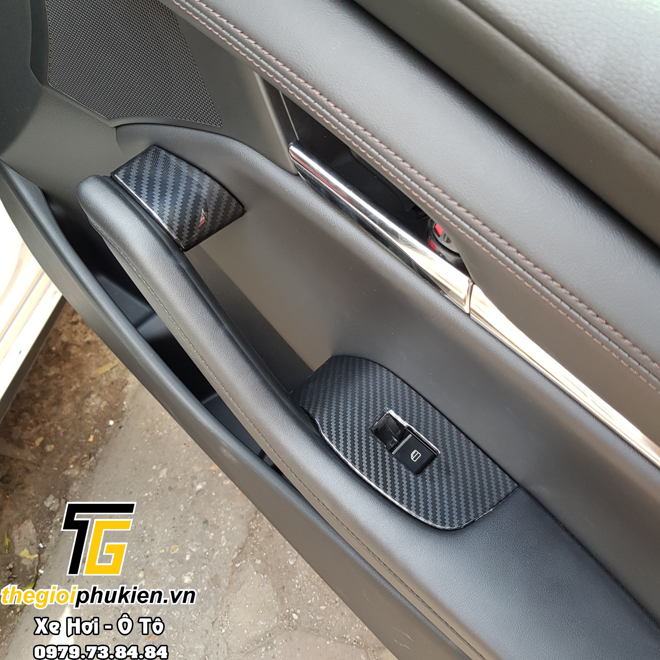 Ốp nội thất vân Carbon  Mazda 3 2020
