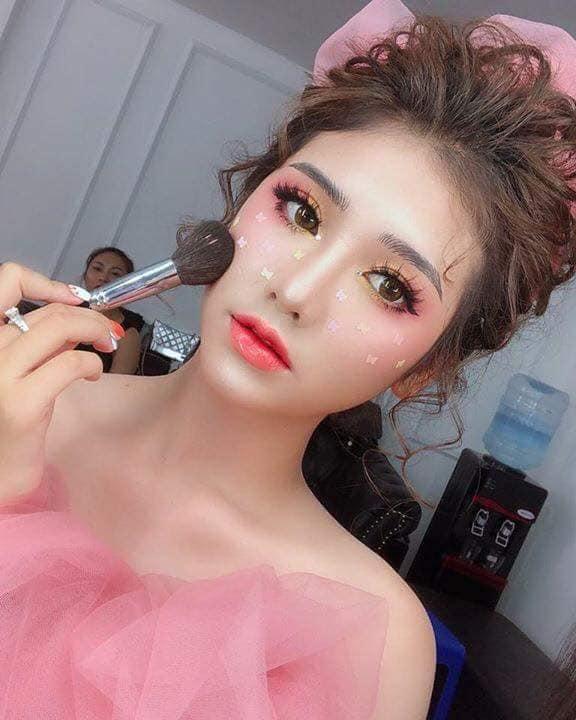 Contact Lens Nâu Tây Sử Dụng 1 Năm Tặng Kèm Khay Đựng 30