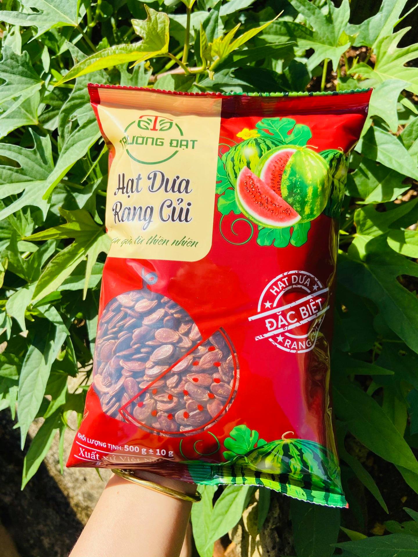 Gói 500gr hạt dưa rang củi trường đạt