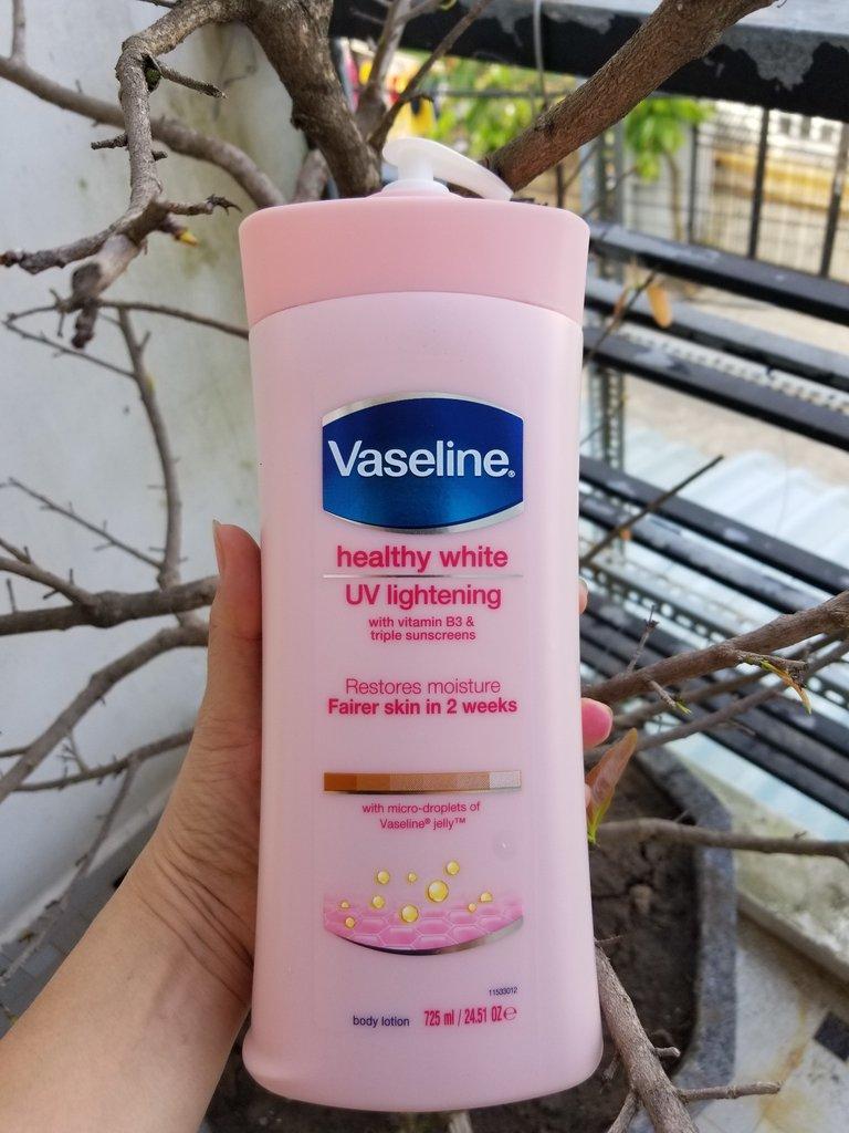 SỮA DƯỠNG THỂ TOÀN THÂN VASELINE 725ml