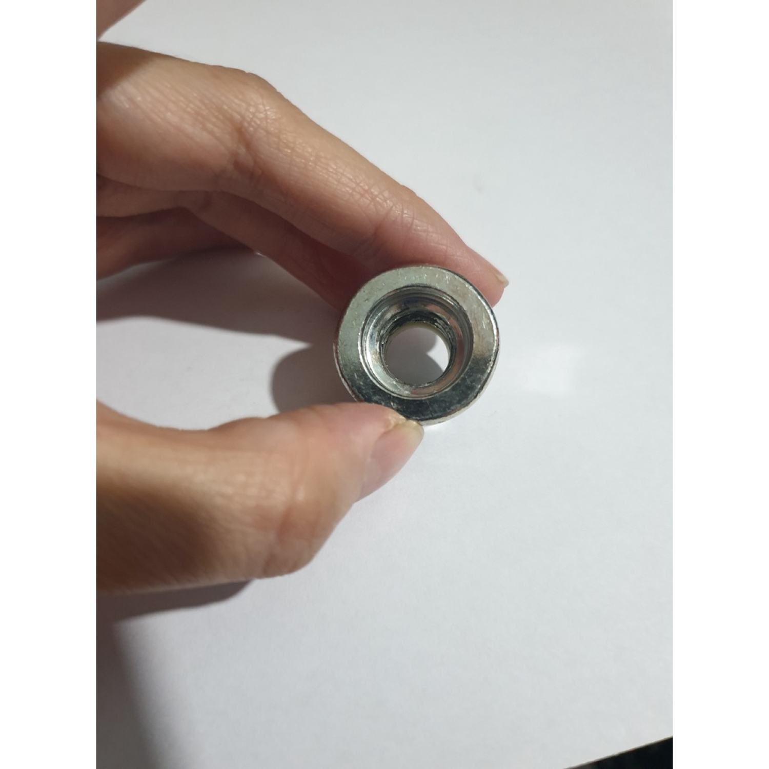 [TOP 1 LAZADA] ( 2 CON) ỐC GẮN ĐẦU BÒ MÁY CẮT CỎ HU 143/541