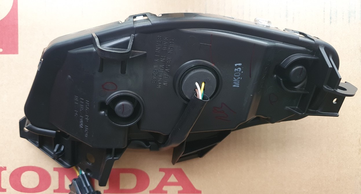 CỤM XI NHAN TRÁI HONDA SH 2020