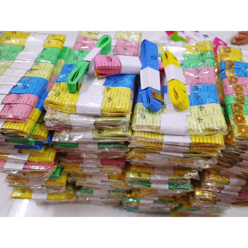 Thước Dây Mềm 150cm Đo 3 Vòng, Đo May Đồ, Đo Chiều Cao Bé Loại Có Đầu Thép - Màu Ngẫu Nhiên