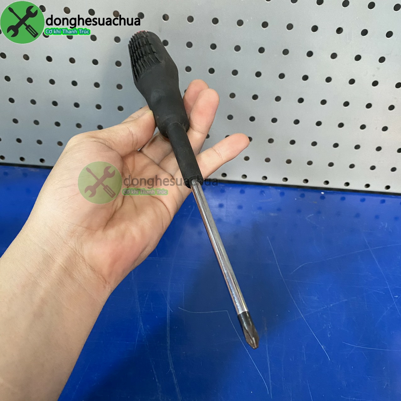 [HCM]Vít bake cán nhựa mềm Buddy A0109 150mm